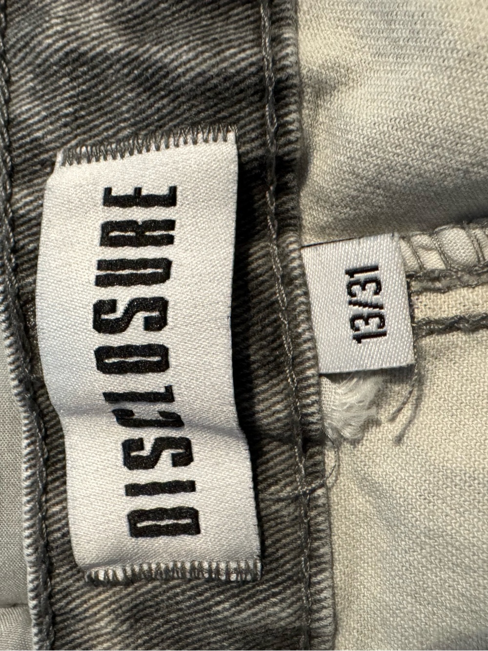 Gray Leopard Print Cargo Jeans - Women - Picture 3 of 5